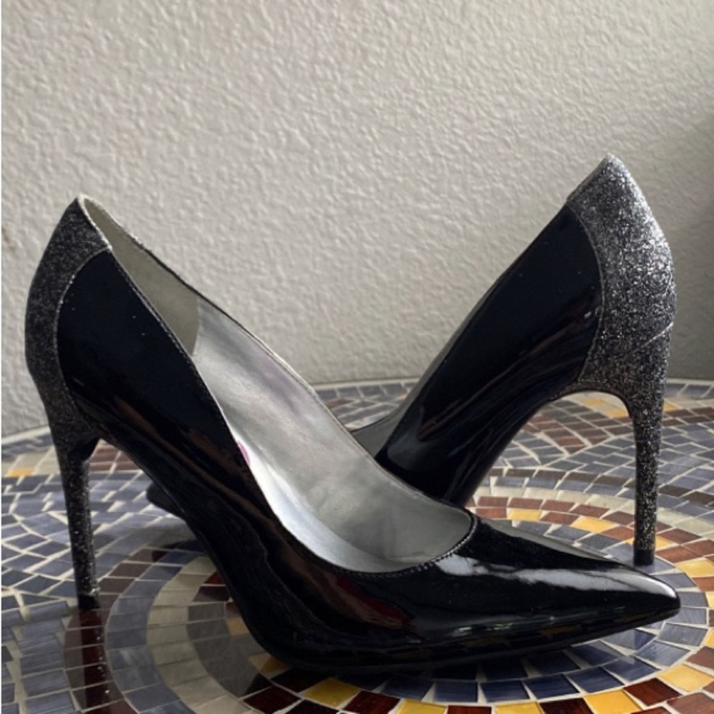 Pointed Toe Heel